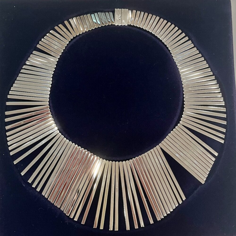 Swatch Bijoux Articulated Fan Collar Necklace – Silver-Tone Statement